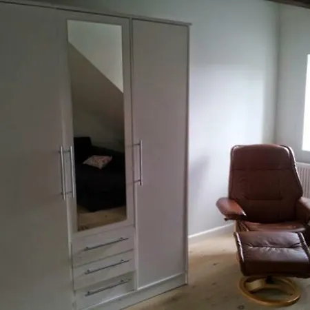 Guest house Skovlyst 3*